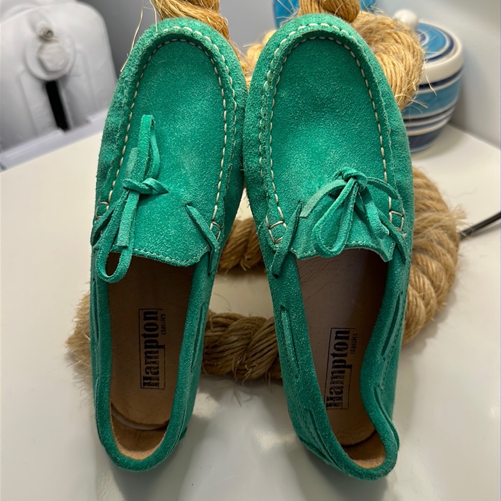 Super posh vibrant green suede loafers from Trotters London!